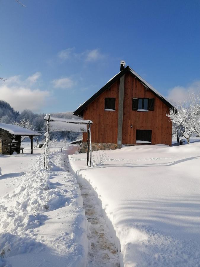 House Izvor Hotel Jezerce Kültér fotó