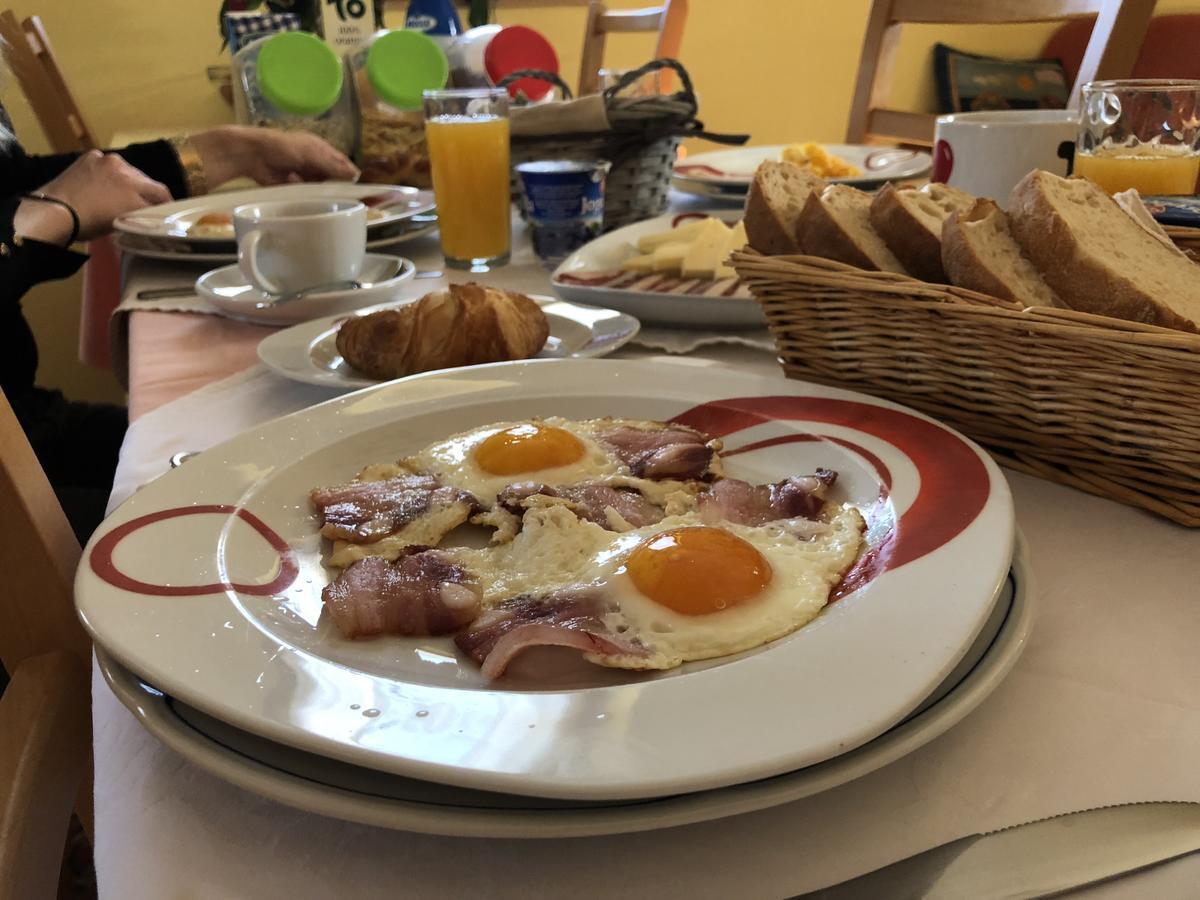 House Izvor Hotel Jezerce Kültér fotó