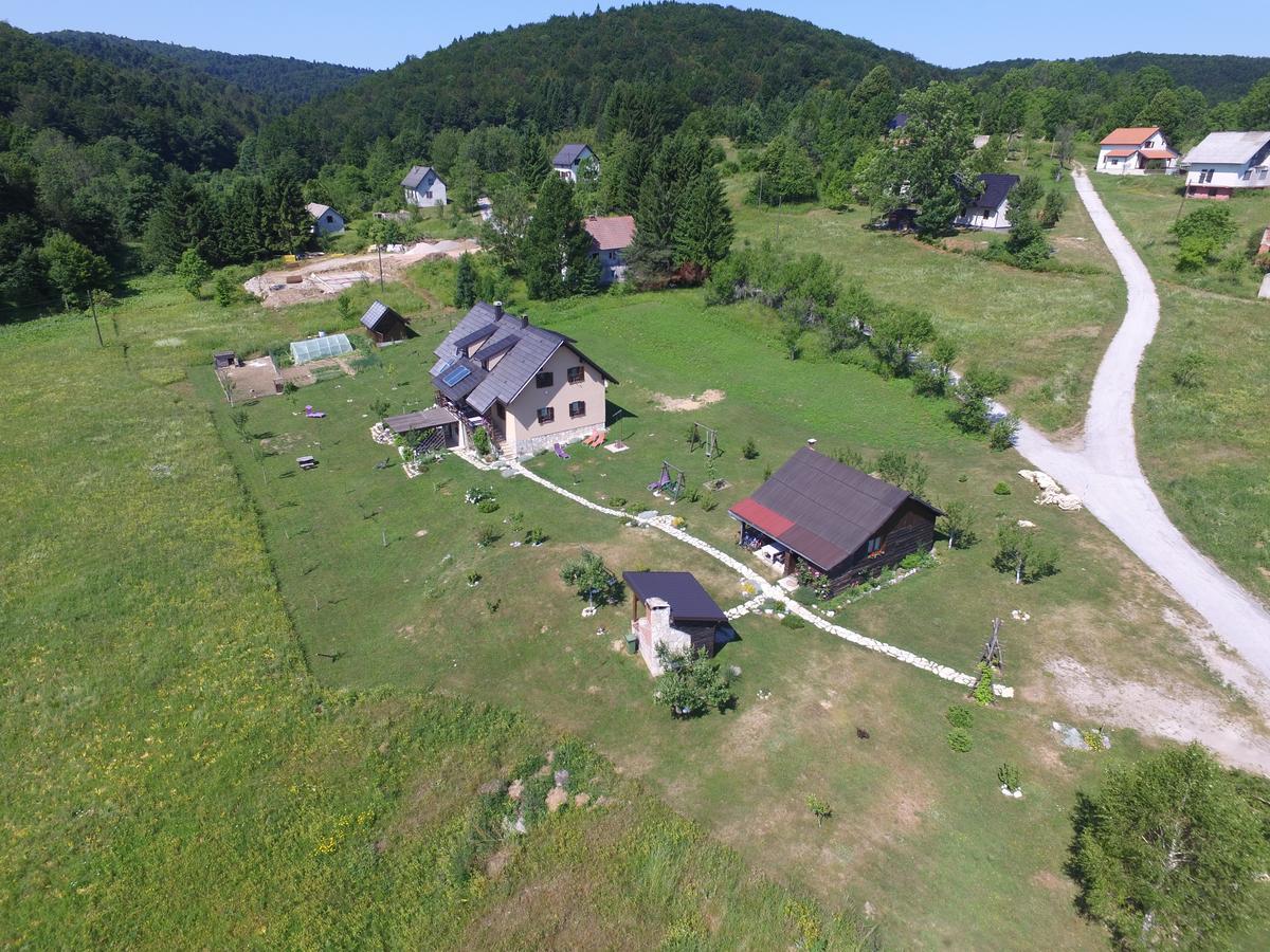 House Izvor Hotel Jezerce Kültér fotó